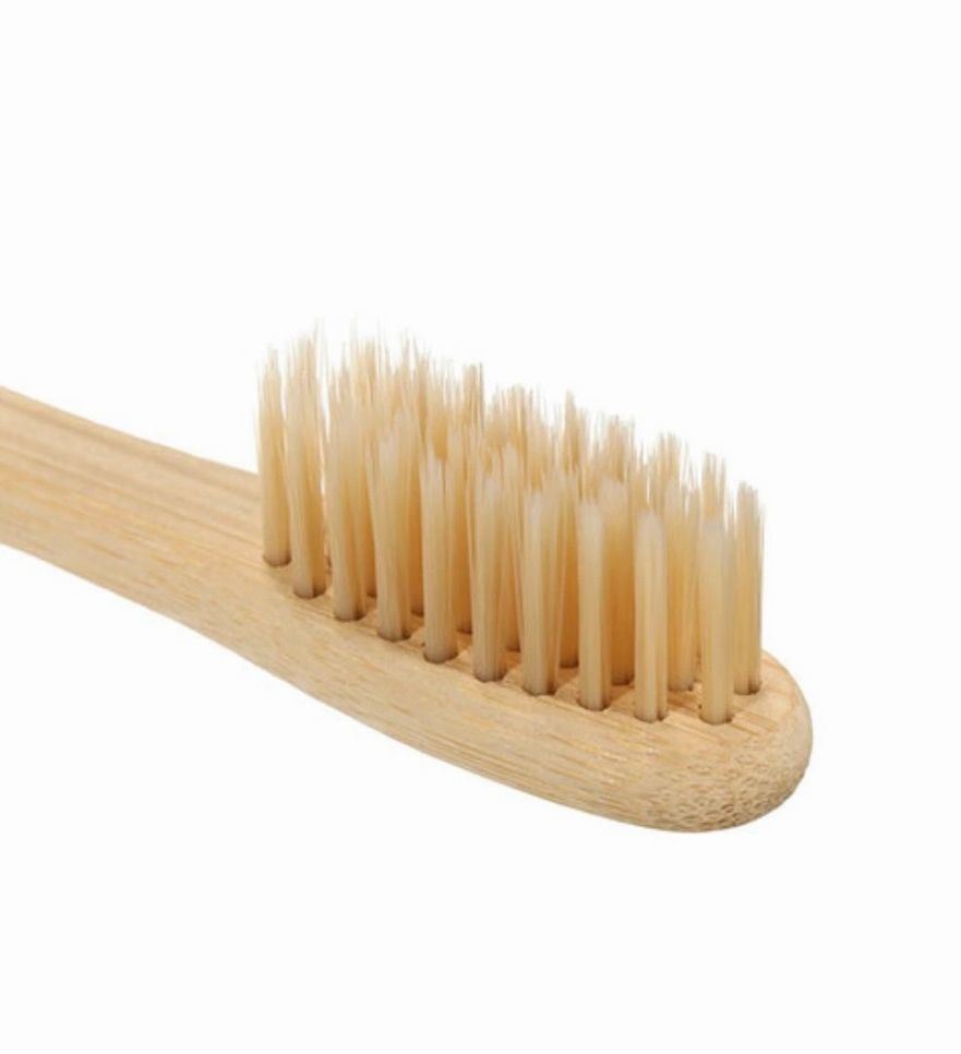 Gentle Clean with Soft Bristles: Eco-Friendly Bamboo Toothbrush