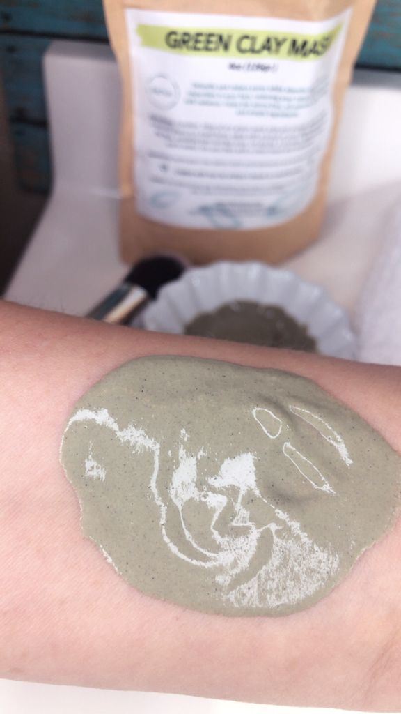 Green Clay Mask for Skin Detox and Revitalization